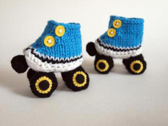 crochet-roller-skates